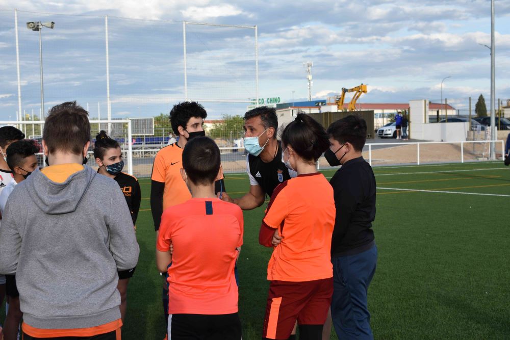 técnico deportivo en entrenador de futbol